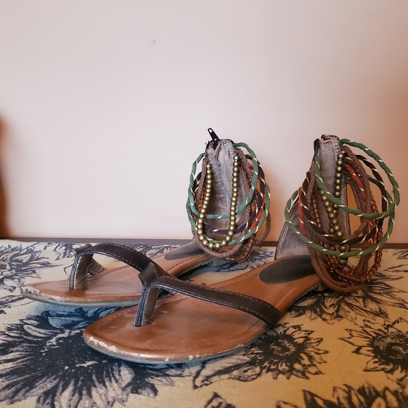 SO Beaded Ankle Sandals, Size 8 - Picture 2 of 3
